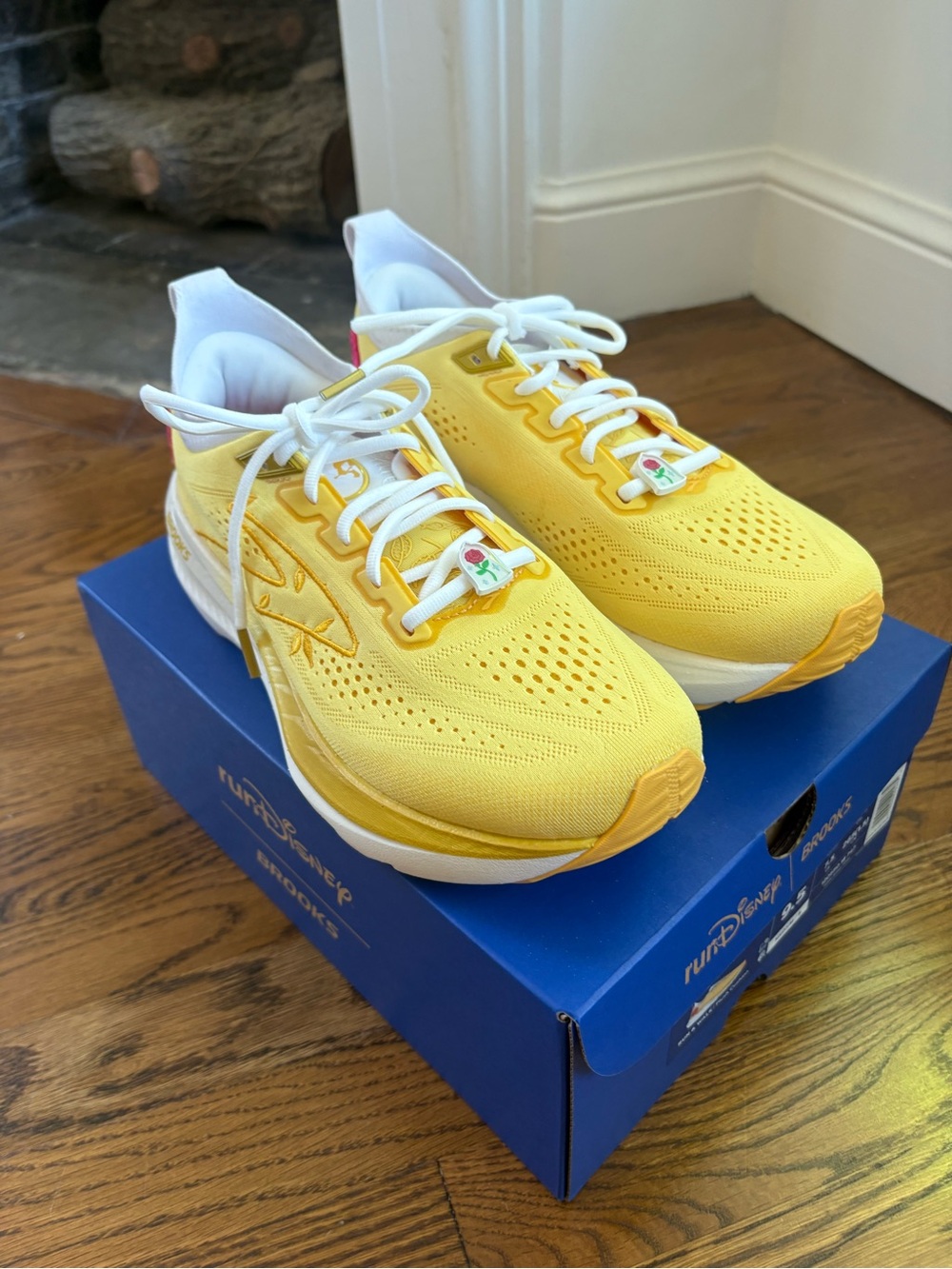 Brooks Glycerin 23 Belle RunDisney 9.5